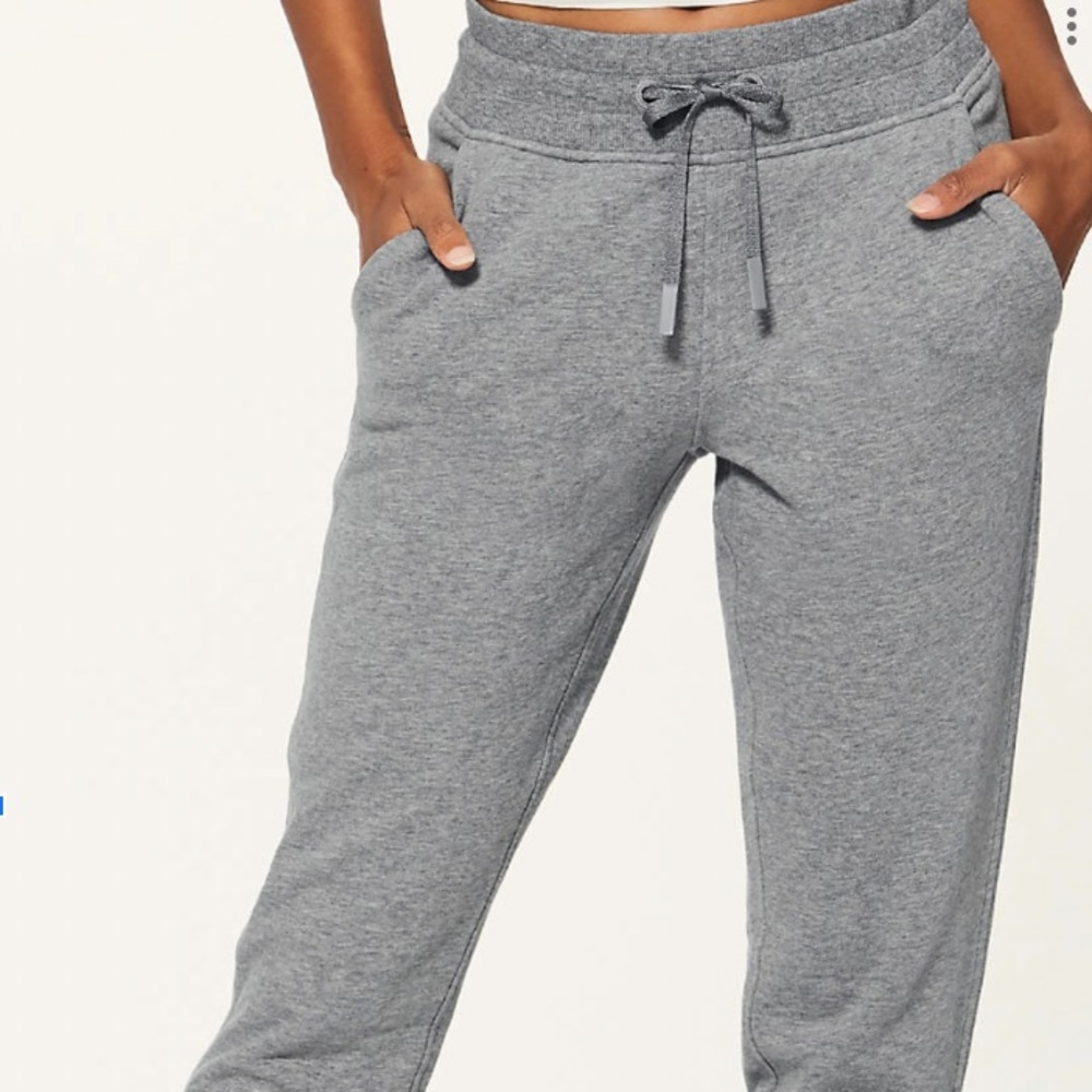 Lululemon warm down jogger in grey